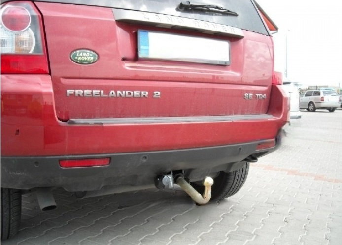Land Rover Freelander II dupa 2008 carlig de remorcare demontabil automat cu maneta marca Autohak [8]