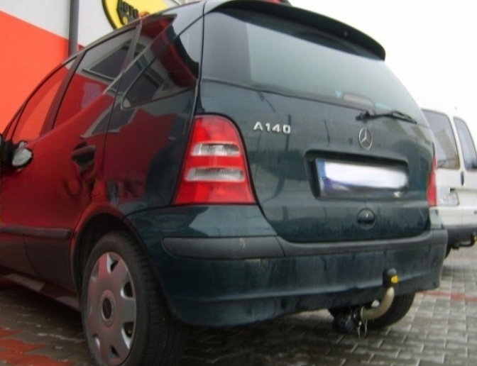 Mercedes A Class (W168) 1994 - 2004 carlig de remorcare demontabil automat cu maneta marca Autohak [3]