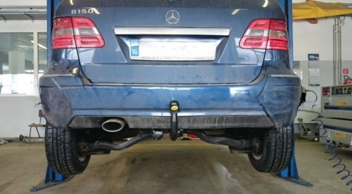 Mercedes B Class (W245) 2005 - 2011 carlig de remorcare demontabil automat vertical marca Autohak [8]