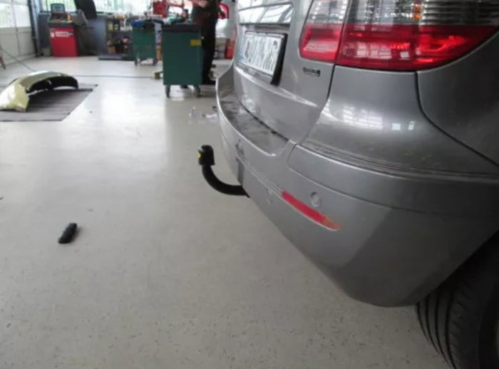 Carlig remorcare Mercedes B-class W245 2005-2011 marca Autohak [2]