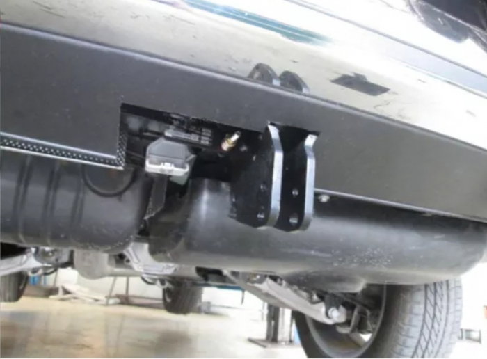 Mercedes M-Class ML w166 2011-2015 carlig de remorcare marca Autohak [4]