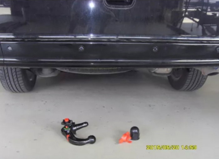 Mercedes Viano W639 van 2003 - 2014 carlig de remorcare demontabil automat vertical [2]