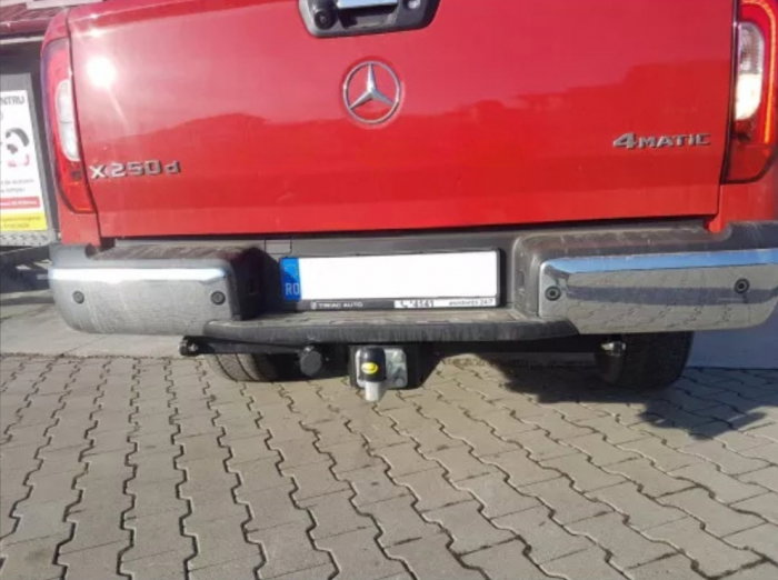 Mercedes X-Class pickup fabricat dupa 2017 carlig de remorcare marca Autohak [4]