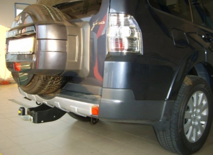 Carlig remorcare Mitsubishi Pajero 3/5 usi dupa 2007 marca Autohak [5]