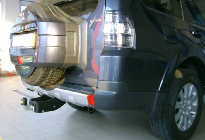 Carlig remorcare Mitsubishi Pajero 3/5 usi dupa 2007 marca Autohak [4]