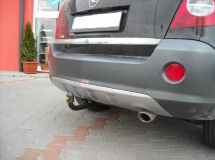 Opel Antara fabricat dupa 2006 carlig de remorcare marca Autohak [3]