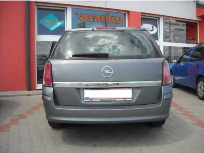 Opel Astra H combi 2004 - 2011 carlig de remorcare demontabil automat vertical marca Autohak [9]