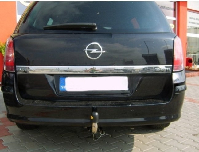 Opel Astra H combi 2004 - 2011 carlig de remorcare demontabil automat cu maneta marca Autohak [7]