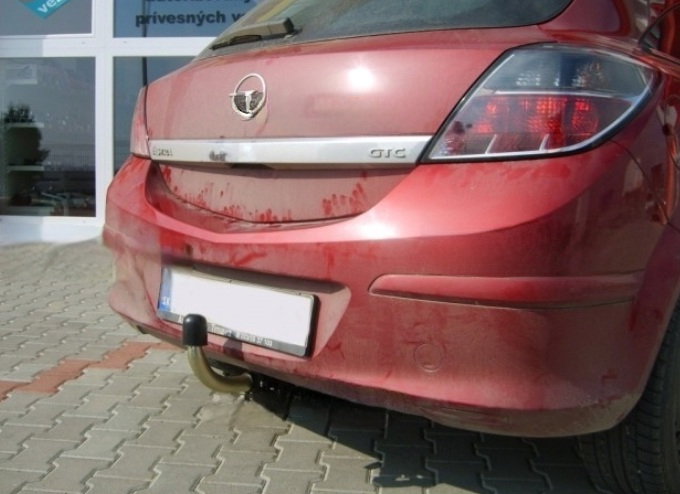 Opel Astra H htb 2004 - 2011 carlig de remorcare demontabil automat cu maneta marca Autohak [4]