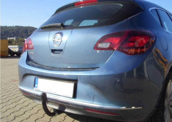 Opel Astra J htb 2009 - 2015 carlig de remorcare demontabil automat vertical marca Autohak [8]