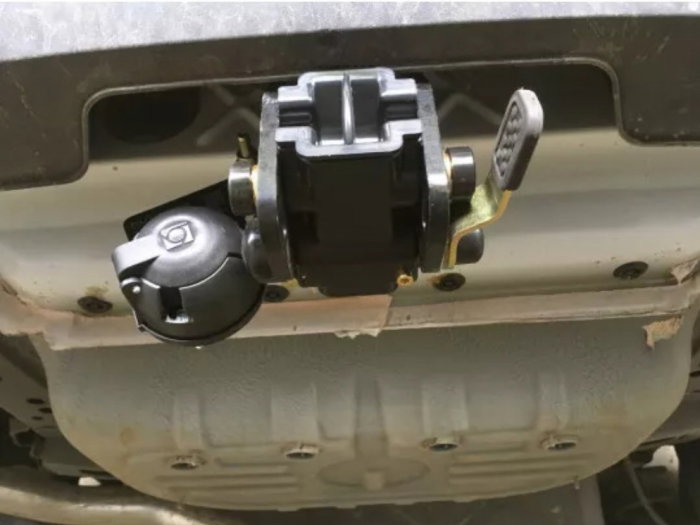 Opel Astra K combi 2015 - 2021 carlig de remorcare demontabil automat cu maneta marca Autohak [6]