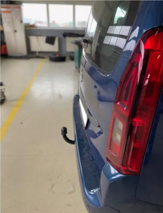 Opel Combo fabricat dupa 2018 carlig de remorcare marca Autohak [6]