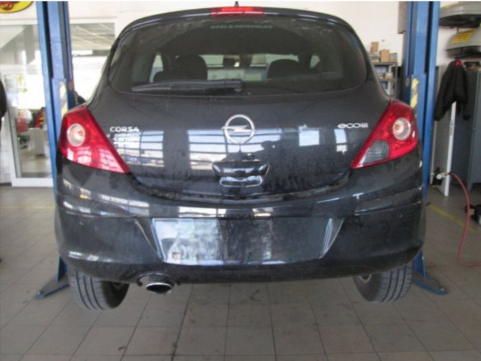 Opel Corsa E 2015 - 2019 carlig de remorcare demontabil automat vertical marca Autohak [5]
