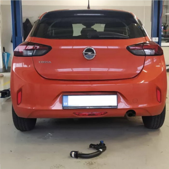 Opel Corsa F dupa 08/2019 carlig de remorcare demontabil automat vertical marca Autohak [8]