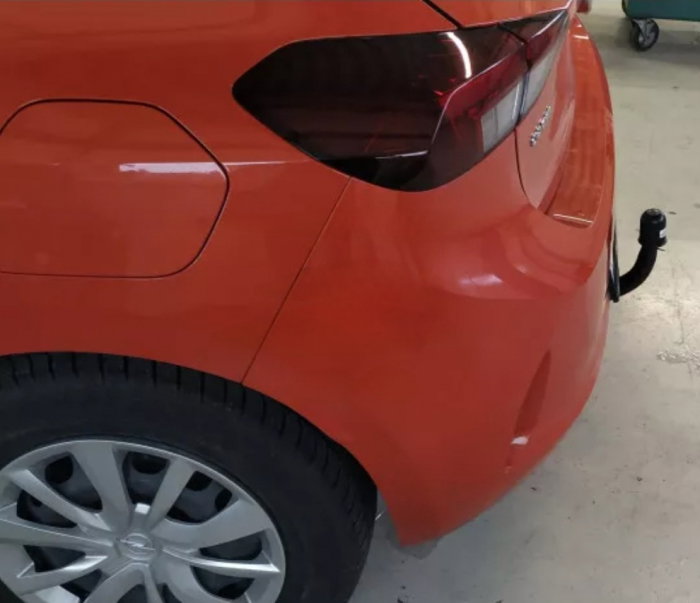 Opel Corsa F dupa 08/2019 carlig de remorcare demontabil automat vertical marca Autohak [6]