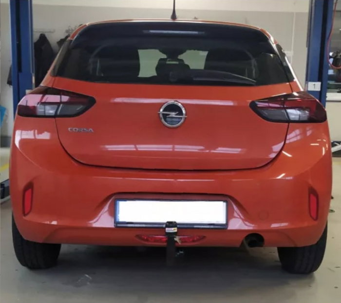 Opel Corsa F dupa 08/2019 carlig de remorcare demontabil automat vertical marca Autohak [5]