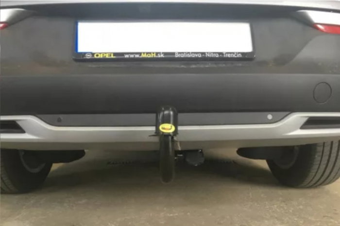 Opel Grandland X dupa 2017 carlig de remorcare demontabil automat vertical marca Autohak [5]