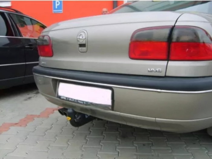 Carlig remorcare Opel Omega 4 usi fabricat intre 1994 - 2003 marca Autohak [2]