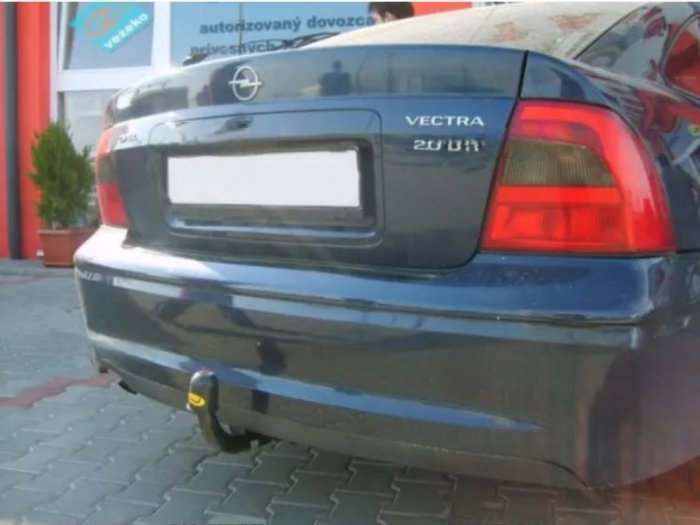 Carlig remorcare Opel Vectra B 4 usi fabricat intre 1995 - 2002 marca Autohak [6]