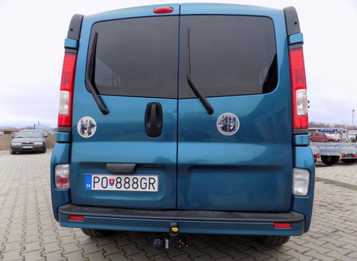 Opel Vivaro 2001 - 2014 carlig de remorcare demontabil automat cu maneta marca Autohak [2]