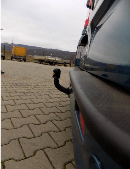 Opel Vivaro 2001 - 2014 carlig de remorcare demontabil automat cu maneta marca Autohak [4]