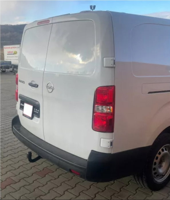 Opel Vivaro fabricat incepand cu 09/2019 carlig de remorcare marca Autohak [3]
