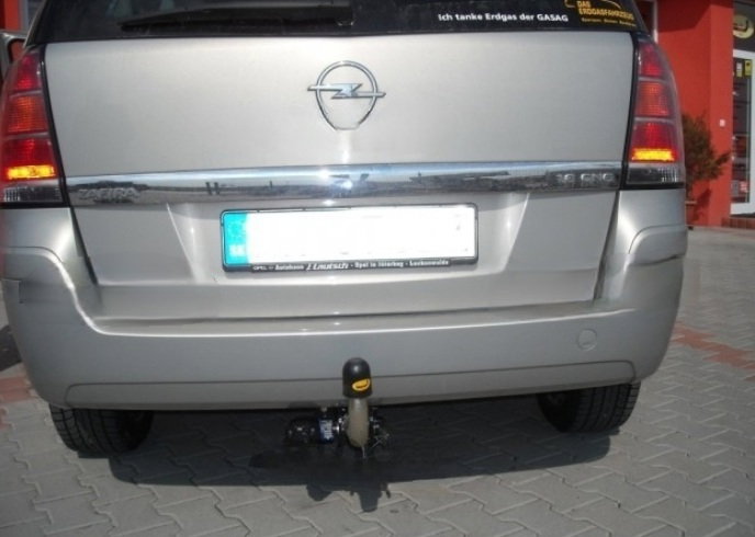 Opel Zafira B 2005 - 2012 carlig de remorcare demontabil automat cu maneta marca Autohak [8]