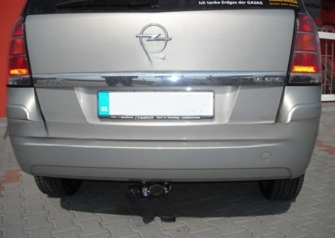 Opel Zafira B 2005 - 2012 carlig de remorcare demontabil automat cu maneta marca Autohak [5]