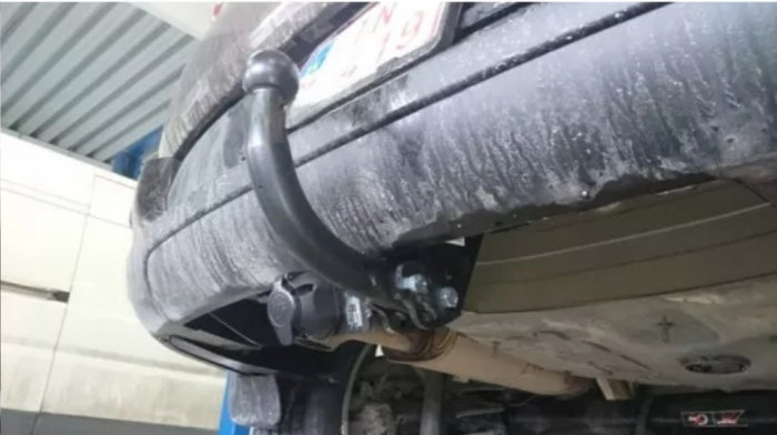 Carlig remorcare Peugeot 3008 dupa 2009 marca Autohak [5]