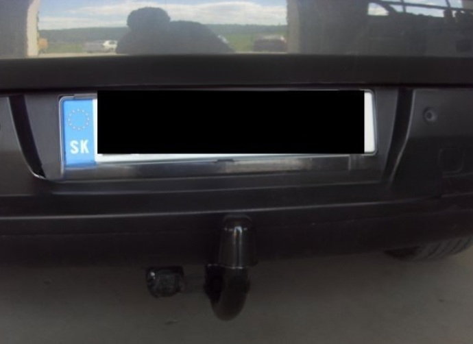 Peugeot 3008 fabricat intre 2009 - 2016 carlig de remorcare demontabil automat vertical marca Autohak [4]