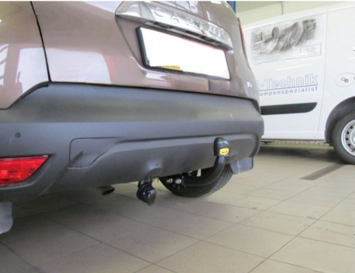 Renault Captur fabricat intre 2013 - 2019 carlig de remorcare marca Autohak [2]