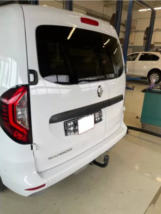 Renault Kangoo fabricat dupa 03.2021 carlig de remorcare marca Autohak [3]