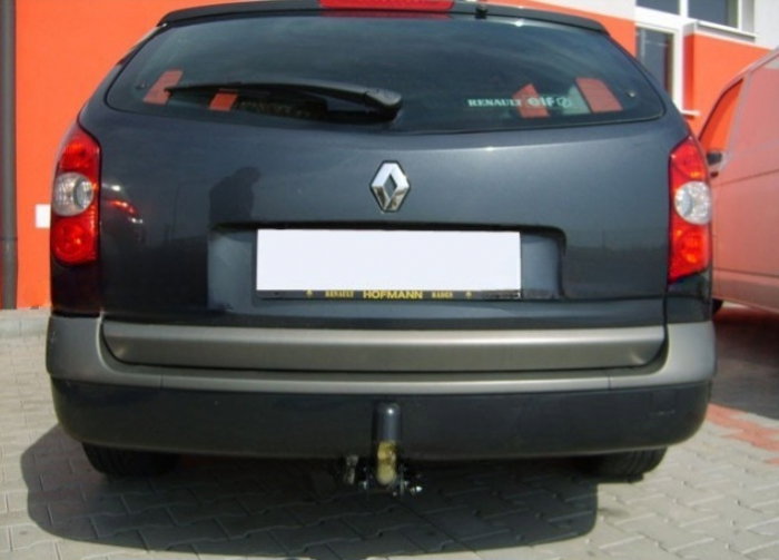 Renault Laguna combi 2001 - 2007 carlig de remorcare demontabil automat cu maneta marca Autohak [5]