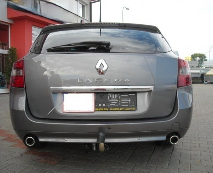Renault Laguna combi dupa 2007 carlig de remorcare demontabil automat cu maneta marca Autohak [7]