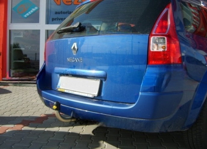 Renault Megane 2 combi 2003 - 2009 carlig de remorcare demontabil automat cu maneta marca Autohak [3]