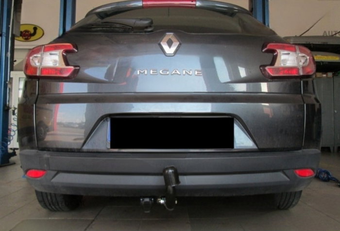 Renault Megane 3 combi fabricat intre 2008 - 2016 carlig de remorcare marca Autohak [5]