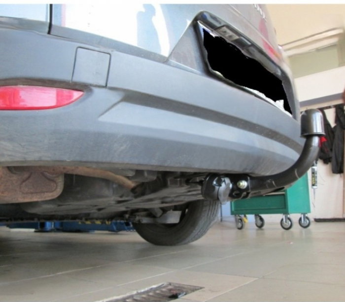 Renault Megane 3 combi fabricat intre 2008 - 2016 carlig de remorcare marca Autohak [2]