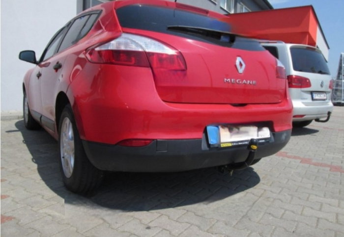 Renault Megane 3 htb 2009 - 2016 carlig de remorcare demontabil automat cu maneta marca Autohak [9]