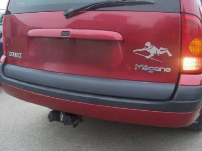 Carlig remorcare Renault Megane I combi 1999 - 2003 demontabil automat cu maneta [2]