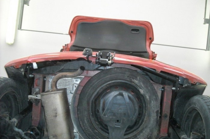 Renault Modus 5 usi 2004 - 2012 carlig de remorcare demontabil automat cu maneta marca Autohak [2]