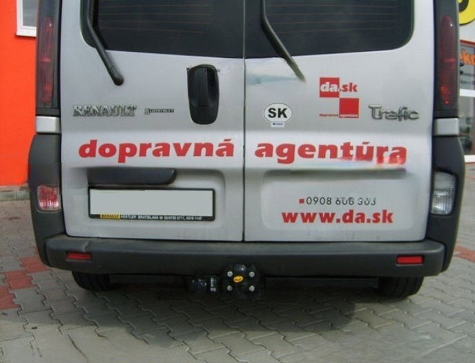Carlig remorcare Renault Trafic duba dupa 2001 marca Autohak [8]