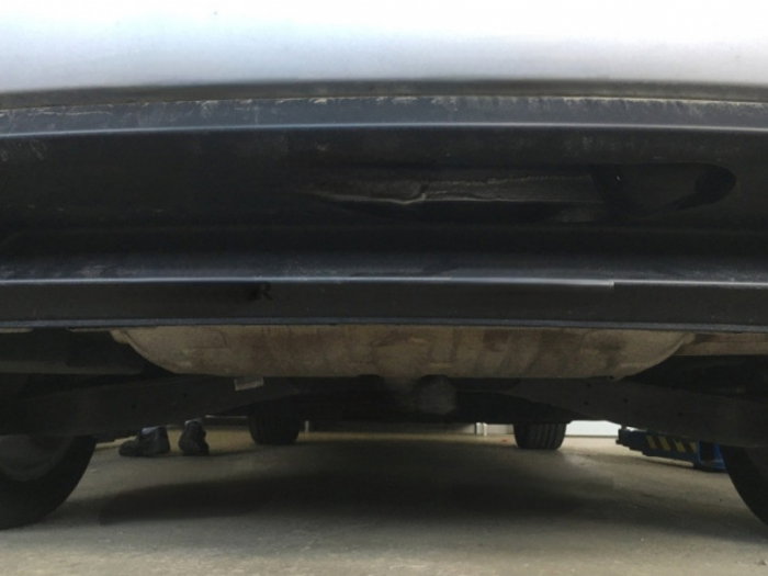 Seat Alhambra dupa 2010 carlig de remorcare demontabil automat vertical marca Autohak [4]