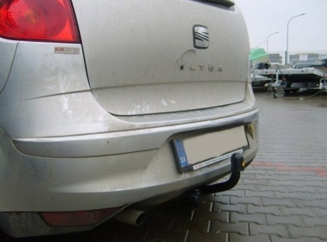 Seat Altea 5P1 si XL fabricat dupa 2004 carlig de remorcare marca Autohak [4]
