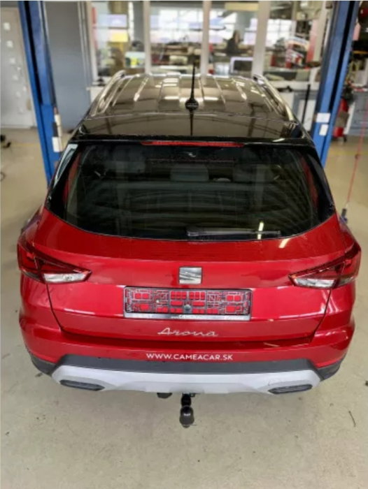 Seat Arona dupa 2017 carlig de remorcare demontabil automat vertical marca Autohak [5]