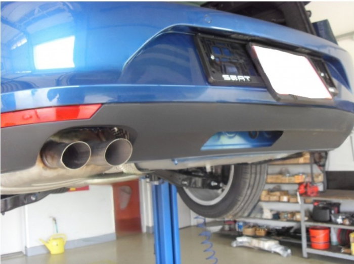 Seat Leon ST combi dupa 2013 carlig de remorcare demontabil automat vertical marca Autohak [5]