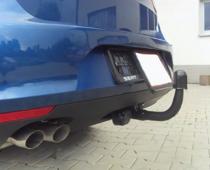 Seat Leon ST combi dupa 2013 carlig de remorcare demontabil automat vertical marca Autohak [15]