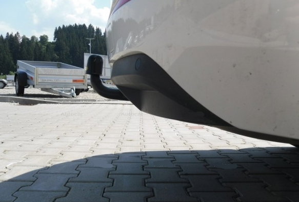 Skoda Octavia 3 fabricata dupa 2013 carlig de remorcare marca Autohak [4]