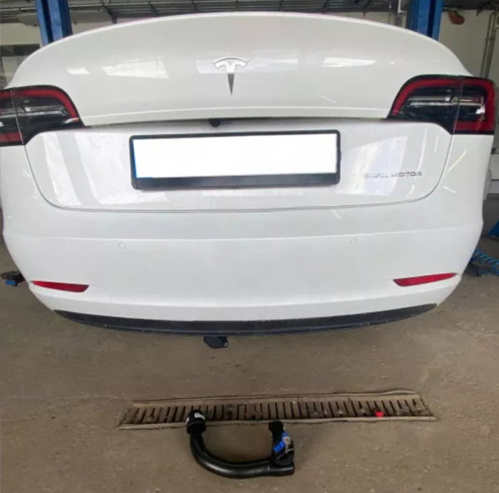 Carlig remorcare Tesla Model 3 2017 - 2023 demontabil automat vertical [3]