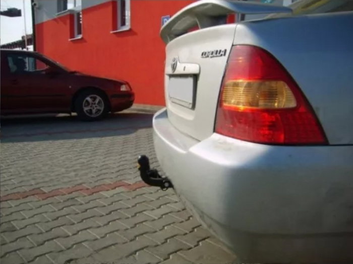 Carlig remorcare Toyota Corolla 4 usi 2002-2007 marca Autohak [5]