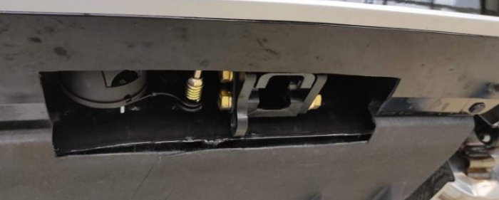 Toyota Corolla combi dupa 2019 carlig de remorcare demontabil automat vertical marca Autohak [6]
